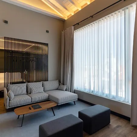 Mauro Lejlighedshotel 4*