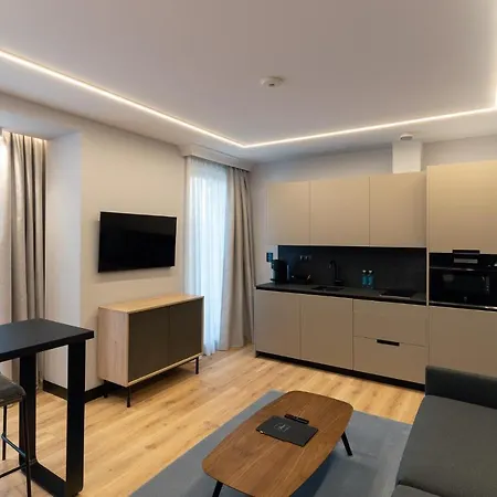 Mauro Lejlighedshotel 4*