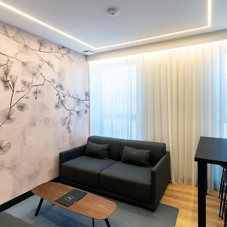 Mauro Aparthotel León