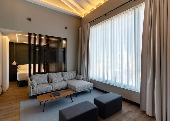 Mauro Aparthotel 4*