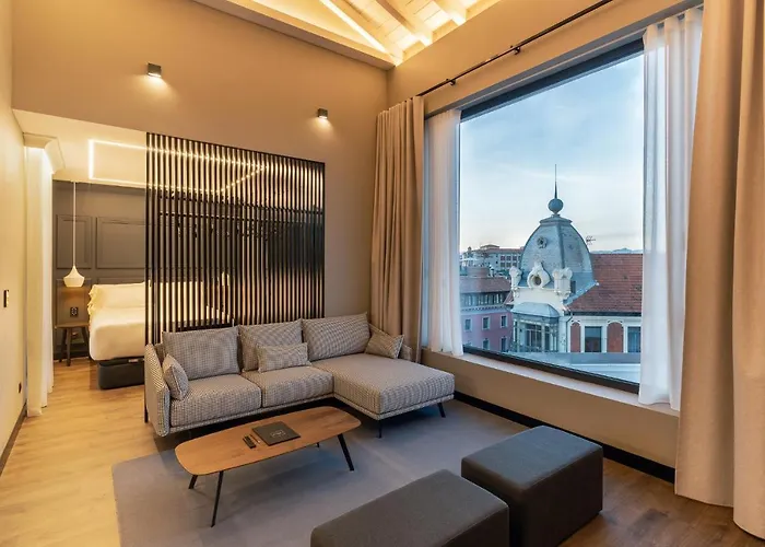 Mauro Aparthotel León